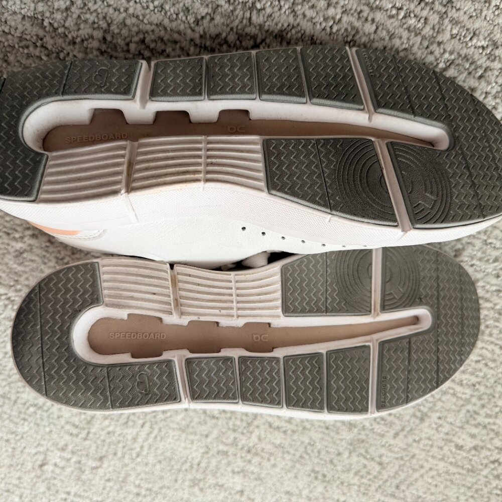 On Cloud Rogers - women size 7 - Picture 4 of 6